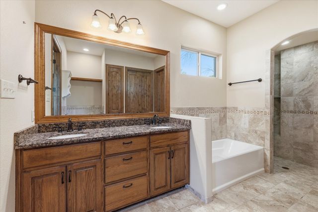 108 S Walnut Street, Roanoke, TX 76262