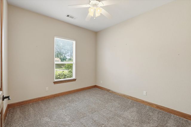 108 S Walnut Street, Roanoke, TX 76262