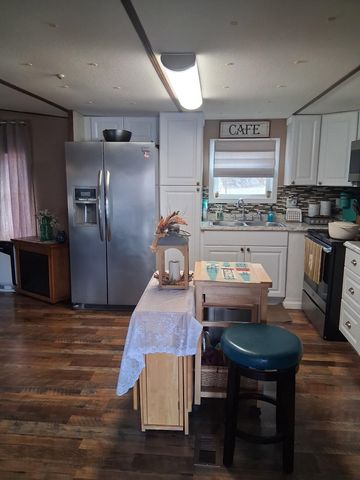 43 E Lakeshore Drive, Highland, AR 72542