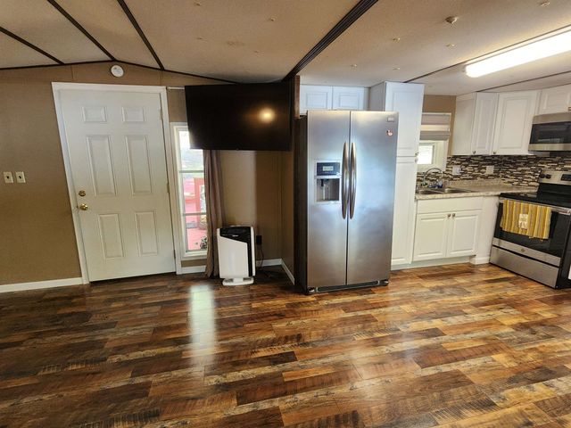 43 E Lakeshore Drive, Highland, AR 72542