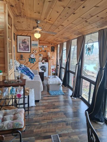 43 E Lakeshore Drive, Highland, AR 72542