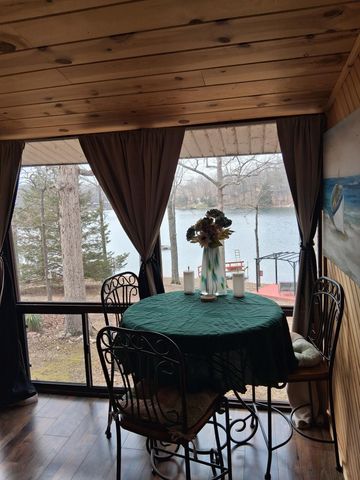 43 E Lakeshore Drive, Highland, AR 72542