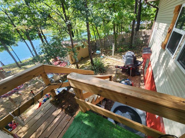 43 E Lakeshore Drive, Highland, AR 72542