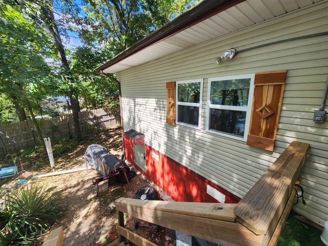 43 E Lakeshore Drive, Highland, AR 72542