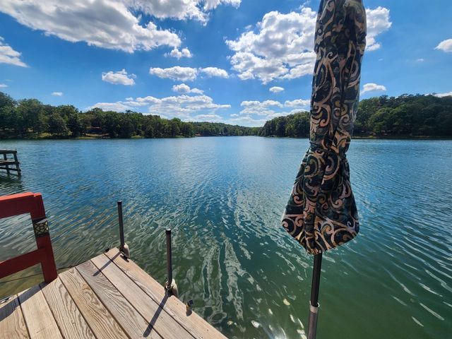 43 E Lakeshore Drive, Highland, AR 72542