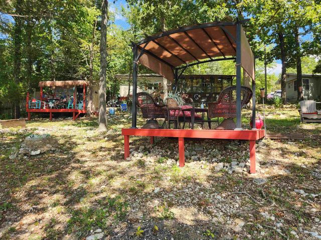 43 E Lakeshore Drive, Highland, AR 72542