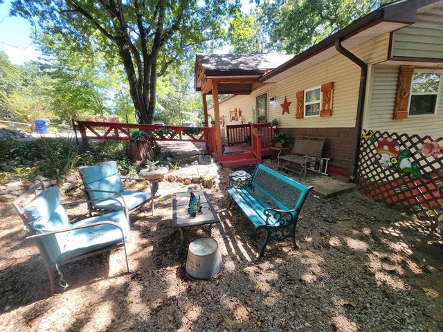 43 E Lakeshore Drive, Highland, AR 72542