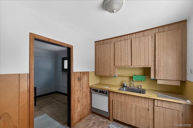 1010 Pearson Street, Ferndale, MI 48220