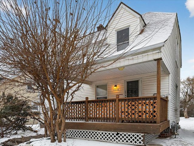 1010 Pearson Street, Ferndale, MI 48220