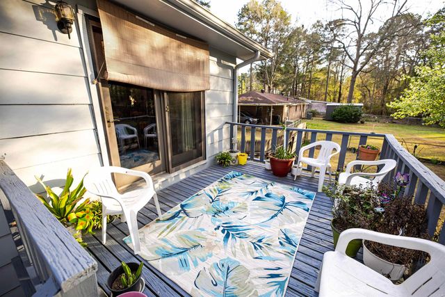 1327 Pine Cir, Smackover, AR 71762