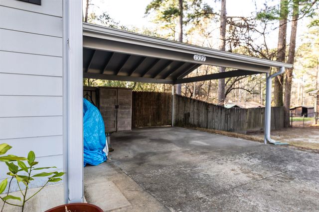 1327 Pine Cir, Smackover, AR 71762