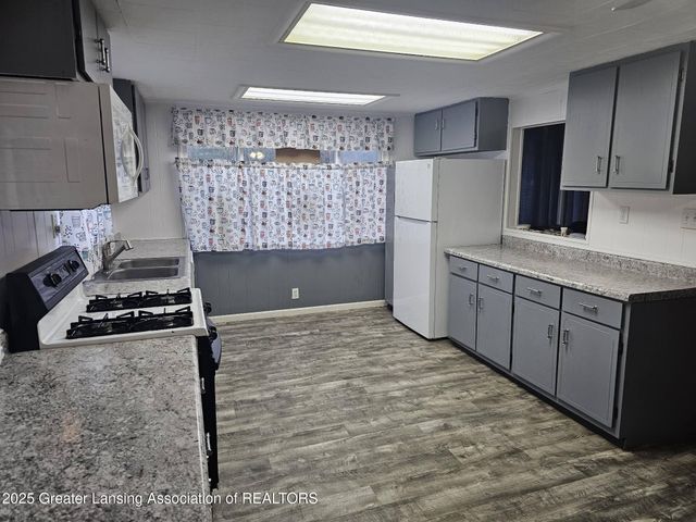 6361 Robin Drive, Harrison, MI 48625