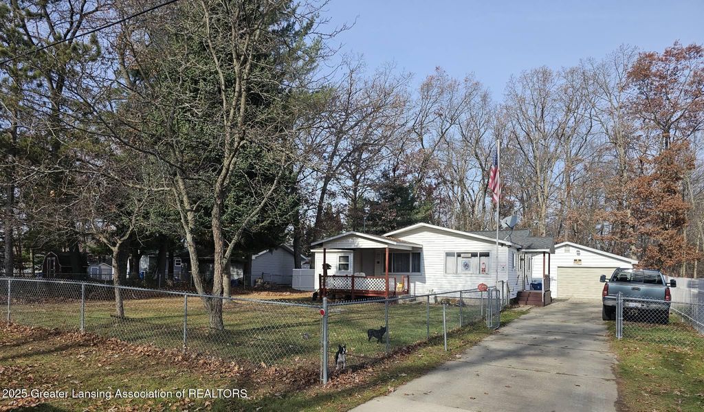 6361 Robin Drive, Harrison, MI 48625