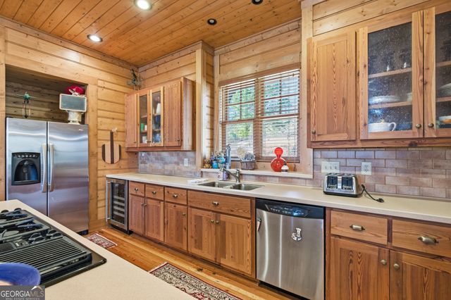 140 Wagstaff, Clayton, GA 30525