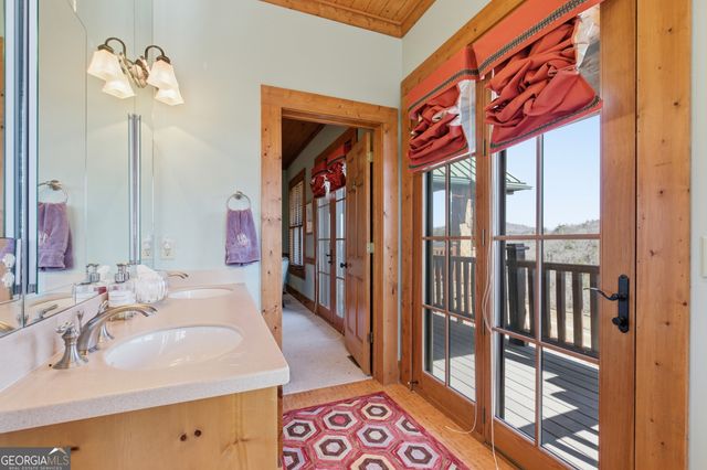 140 Wagstaff, Clayton, GA 30525