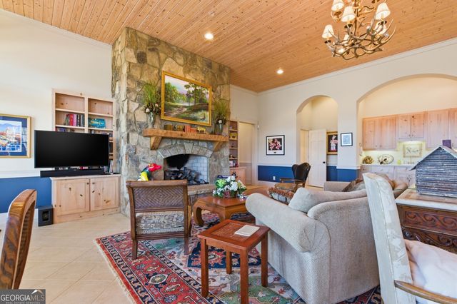 140 Wagstaff, Clayton, GA 30525