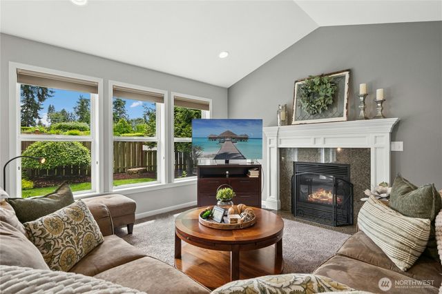 803 S 232nd Street, Des Moines, WA 98198