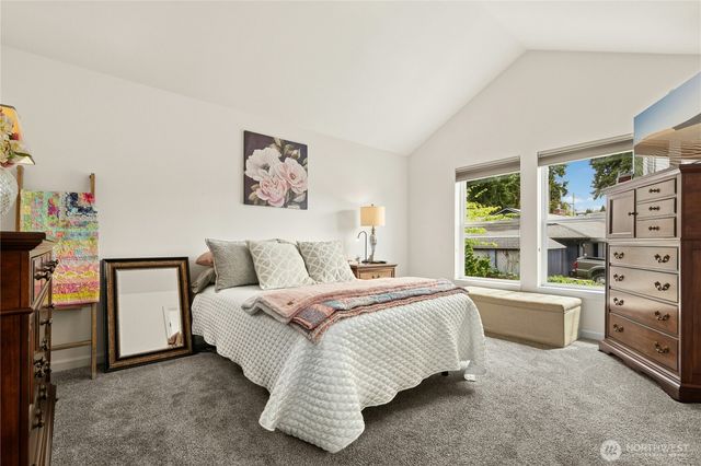 803 S 232nd Street, Des Moines, WA 98198