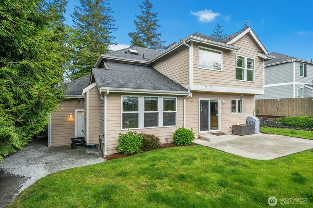 803 S 232nd Street, Des Moines, WA 98198