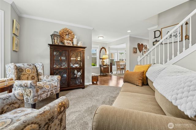803 S 232nd Street, Des Moines, WA 98198