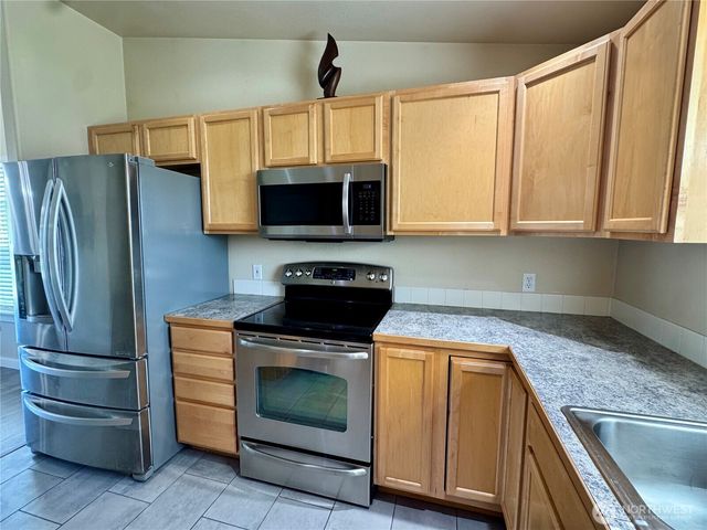 5502 Crystal Springs Place NE, Moses Lake, WA 98837