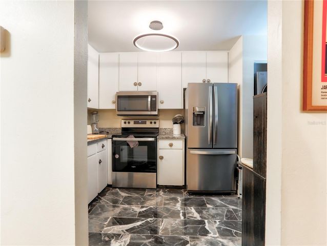 322 TIMBERLAKE DRIVE 322, Bradenton, FL 34210