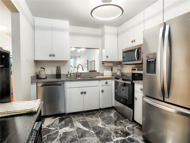 322 TIMBERLAKE DRIVE 322, Bradenton, FL 34210