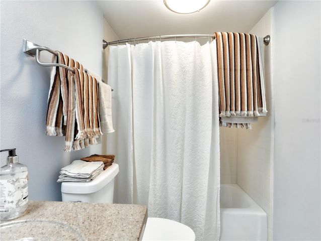 322 TIMBERLAKE DRIVE 322, Bradenton, FL 34210