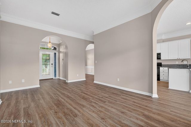 1104 HIDEAWAY Drive N, Jacksonville, FL 32259