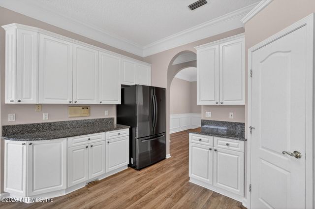 1104 HIDEAWAY Drive N, Jacksonville, FL 32259