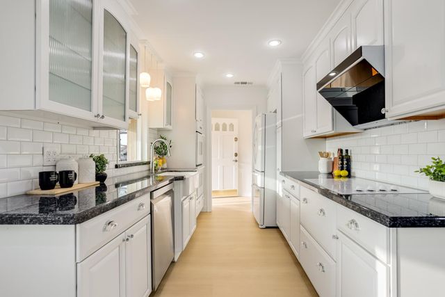 631 Nicholson Avenue, Santa Clara, CA 95051