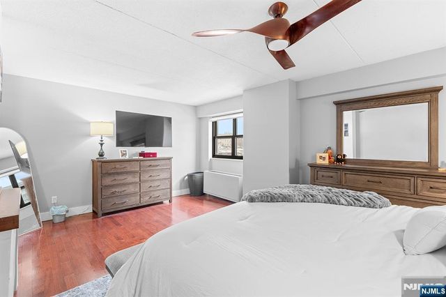 250 Gorge Road 8J, Cliffside Park, NJ 07010