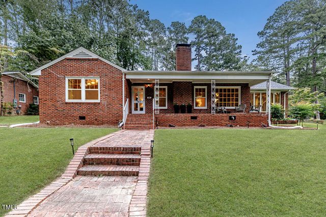 702 N Vance Street, Sanford, NC 27330