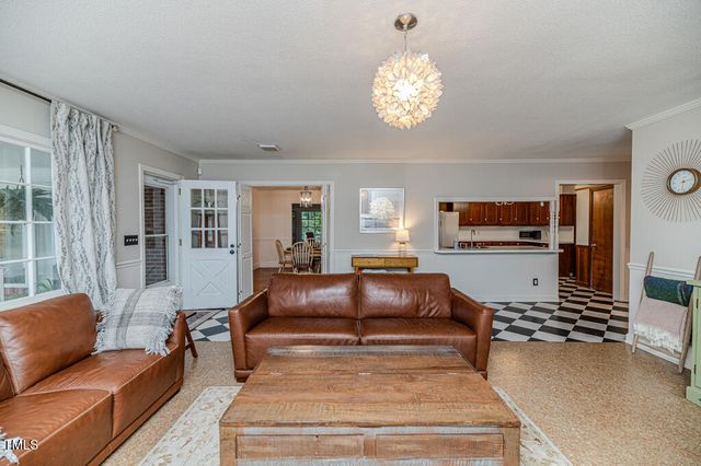 702 N Vance Street, Sanford, NC 27330