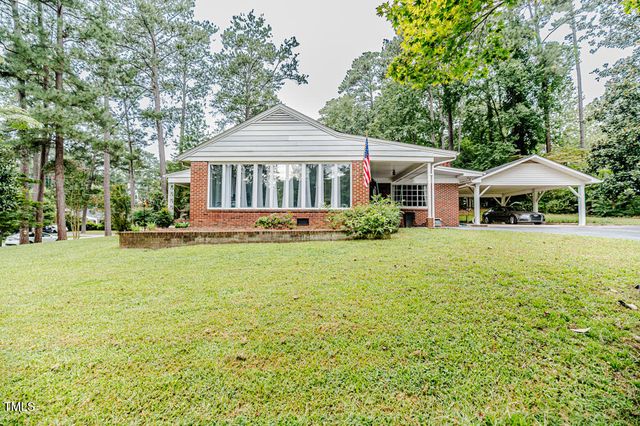 702 N Vance Street, Sanford, NC 27330