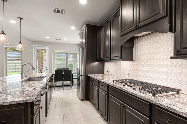 1818 Lottie Moore Loop, Richmond, TX 77469