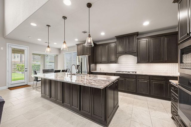 1818 Lottie Moore Loop, Richmond, TX 77469