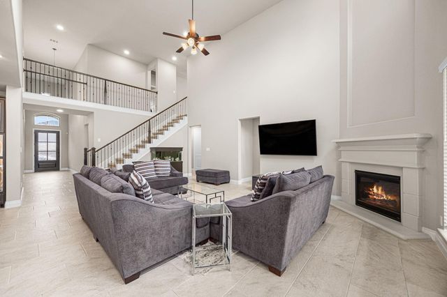 1818 Lottie Moore Loop, Richmond, TX 77469