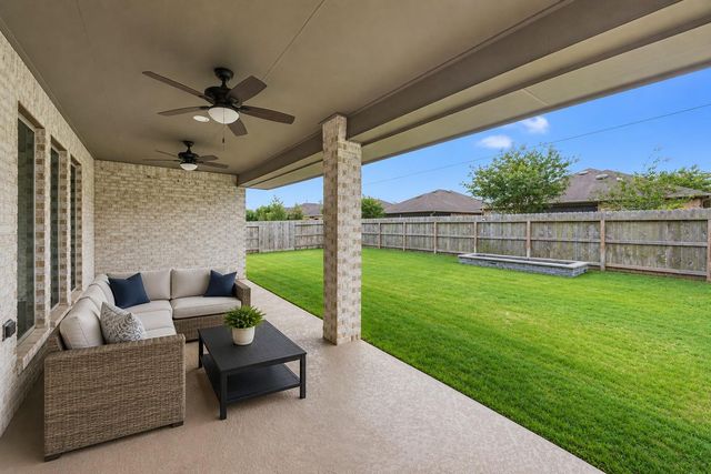 1818 Lottie Moore Loop, Richmond, TX 77469