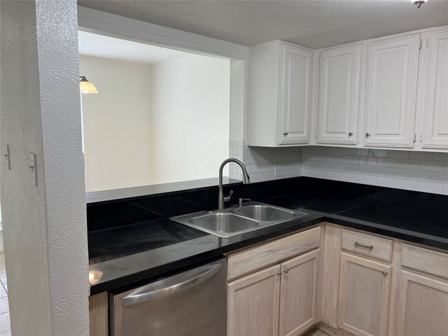 12828 Woodbend Court, Dallas, TX 75243