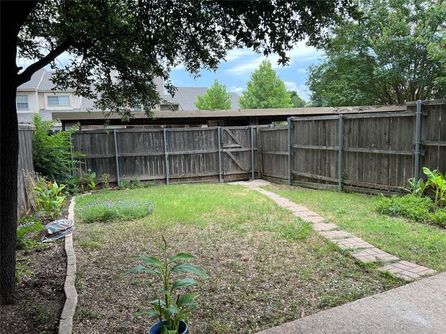 12828 Woodbend Court, Dallas, TX 75243