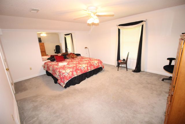 7584 FOSTER RIDGE RD, Germantown, TN 38138