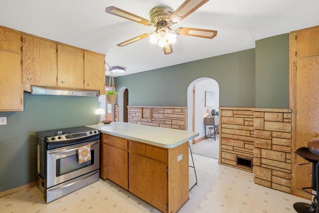 3 E Whitechapel Street, Mazomanie, WI 53560