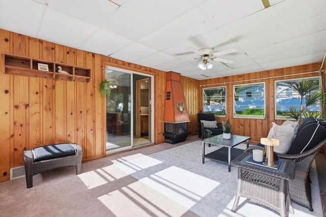 3 E Whitechapel Street, Mazomanie, WI 53560