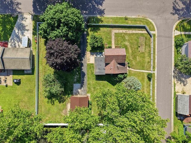3 E Whitechapel Street, Mazomanie, WI 53560