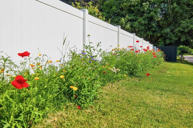 3 E Whitechapel Street, Mazomanie, WI 53560
