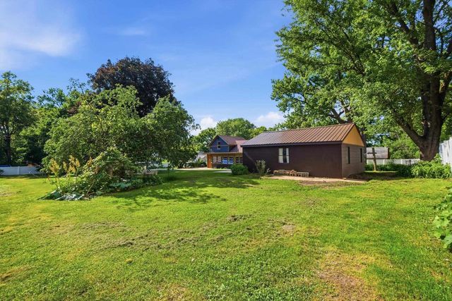 3 E Whitechapel Street, Mazomanie, WI 53560