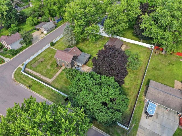 3 E Whitechapel Street, Mazomanie, WI 53560