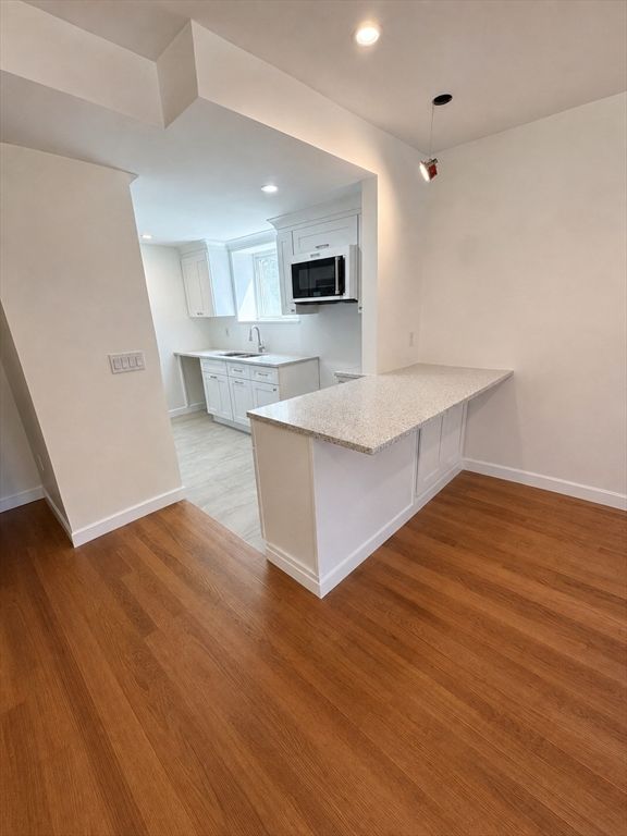20 Stearns Rd. 30, Brookline, MA 02446