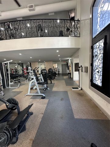 2345 Sage Road 143, Houston, TX 77056